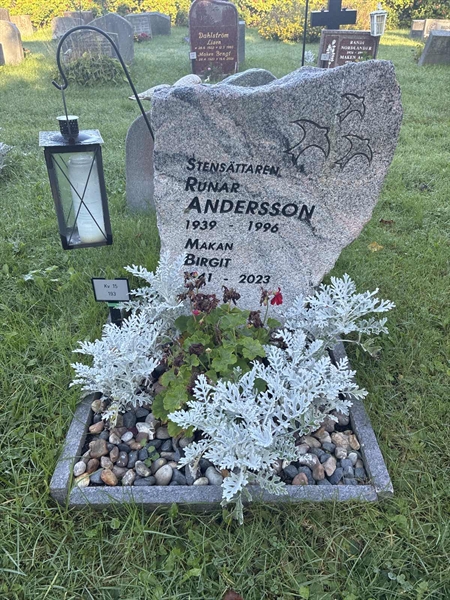 Grave number: 2 U15   193