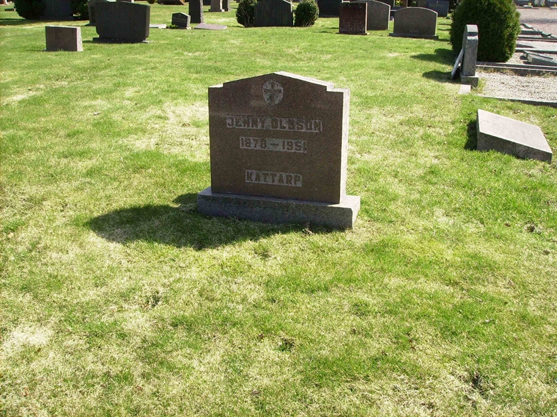 Grave number: LM 3 29  001