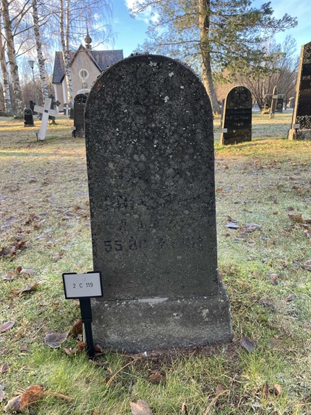 Hautatunnus: 2 C   119