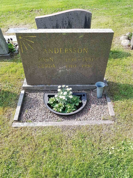 Grave number: 01  4346