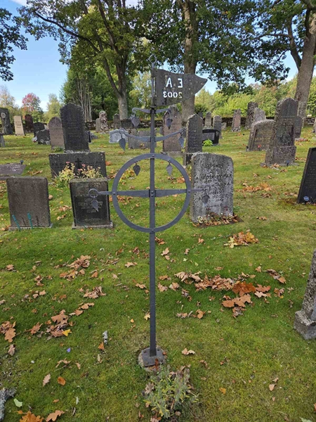 Grave number: T A A   290