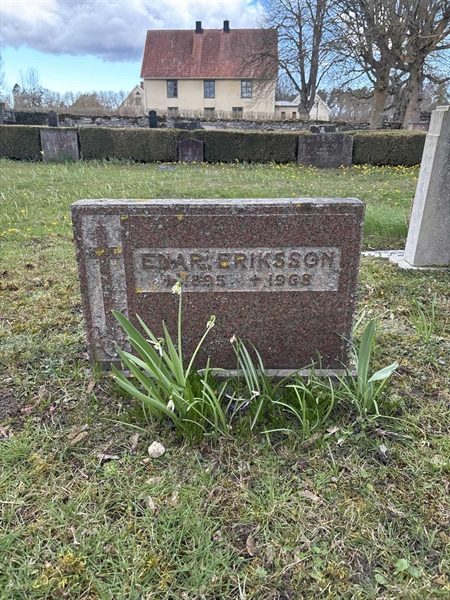 Grave number: FA 103