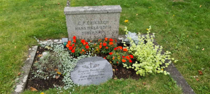 Grave number: M V  313, 314