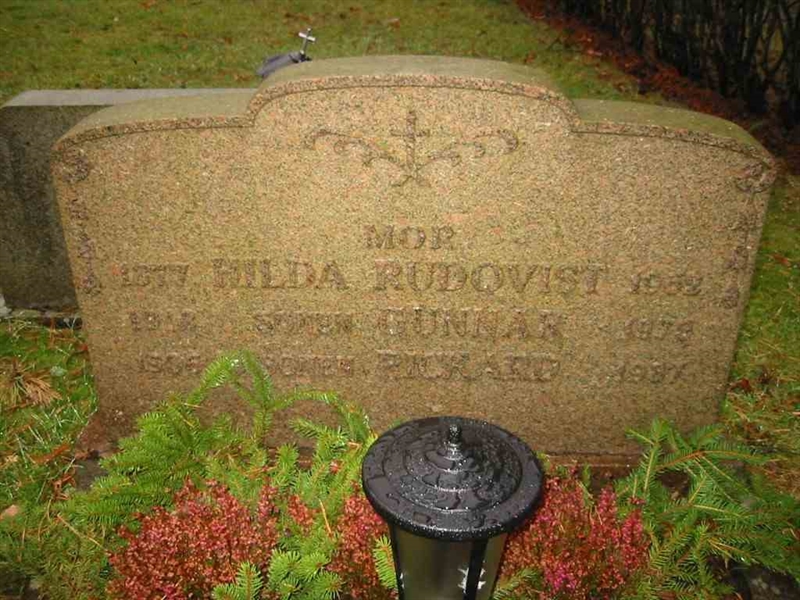 Grave number: KV 5   185-187