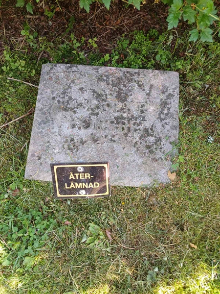 Grave number: RS A 0221