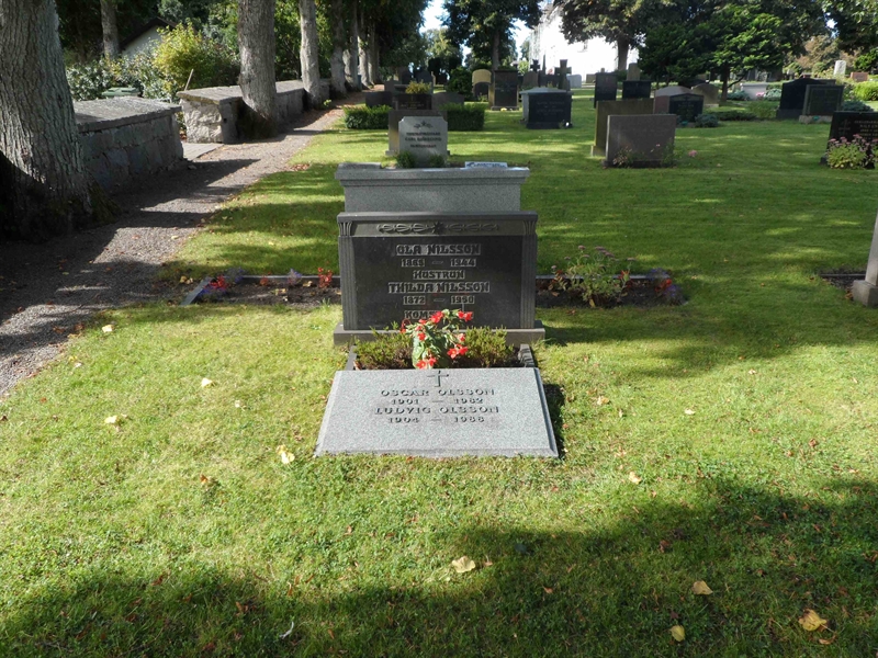 Grave number: SK G    47, 48