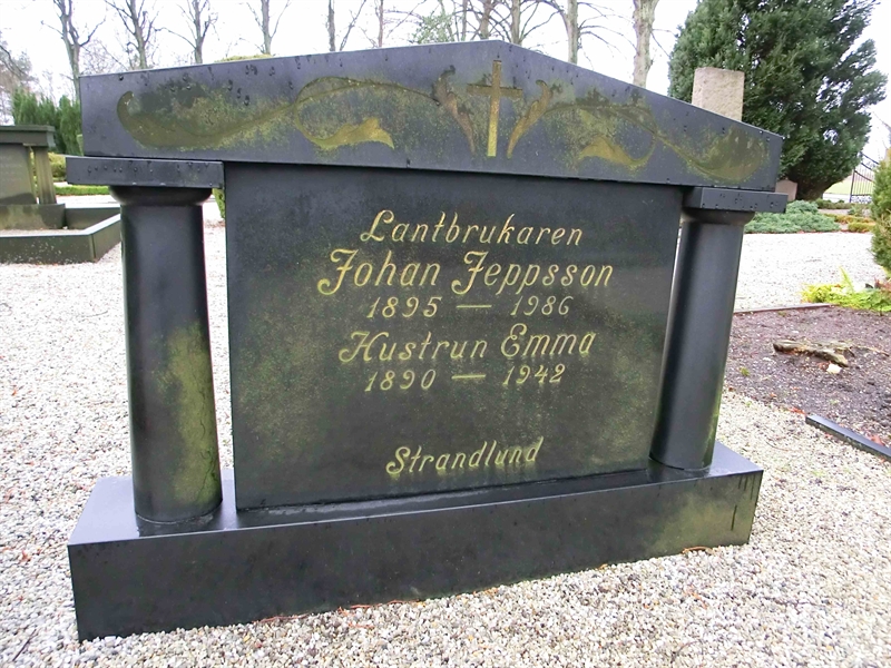 Grave number: LB A 113-114