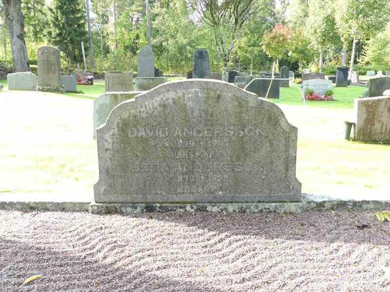 Grave number: FB 6   83, 84
