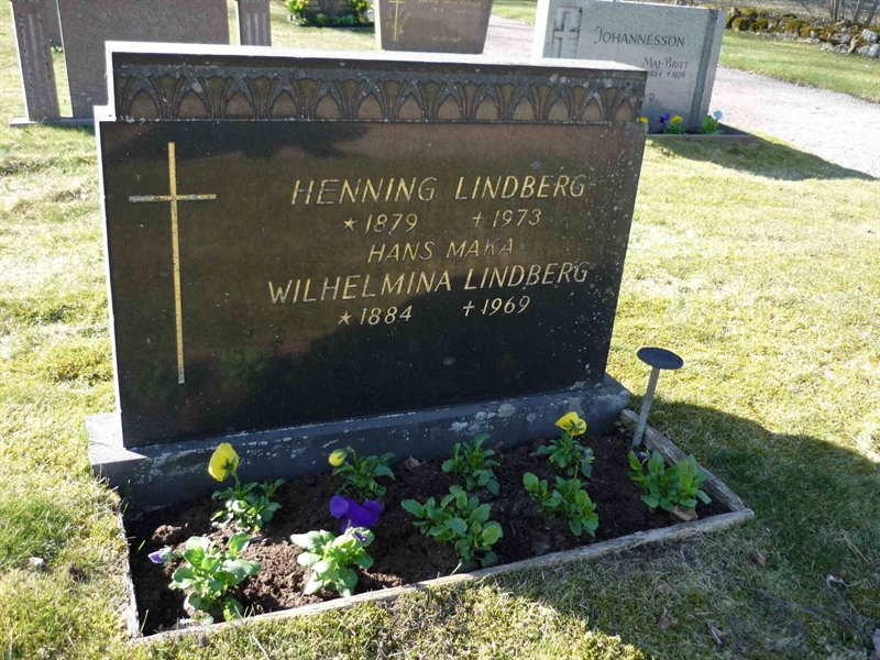 Grave number: ÖD 06   92, 93