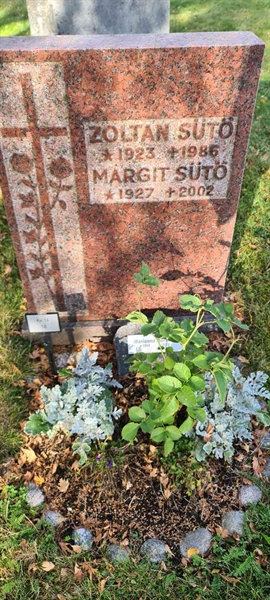 Grave number: M 14   58
