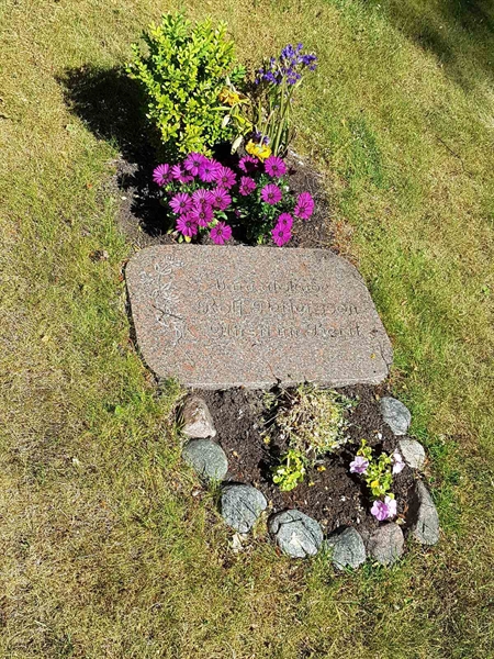 Grave number: 01 12131