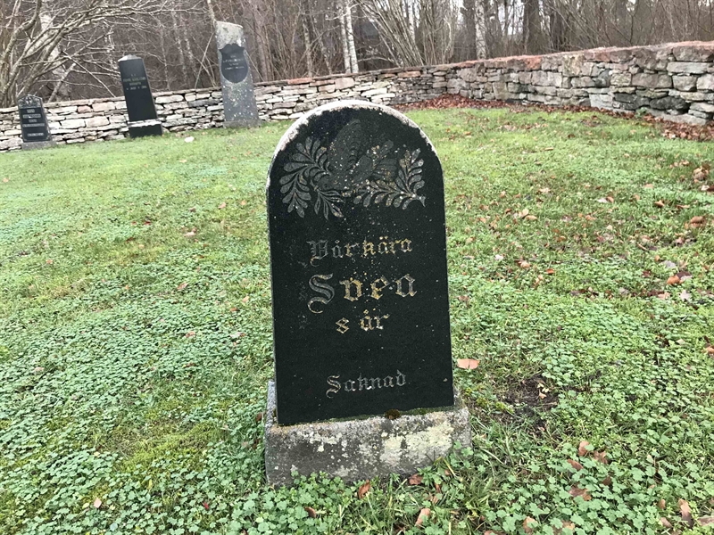 Grave number: L C    37