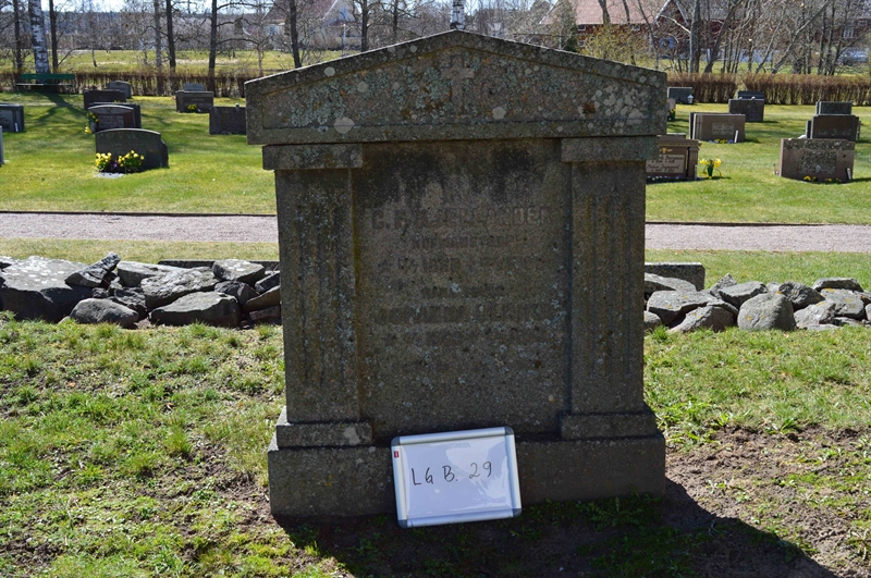 Grave number: LG B    29