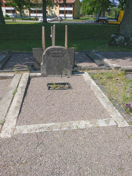 Grave number: VK F   856, 857