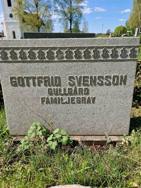 Grave number: 501 19 3798-3800