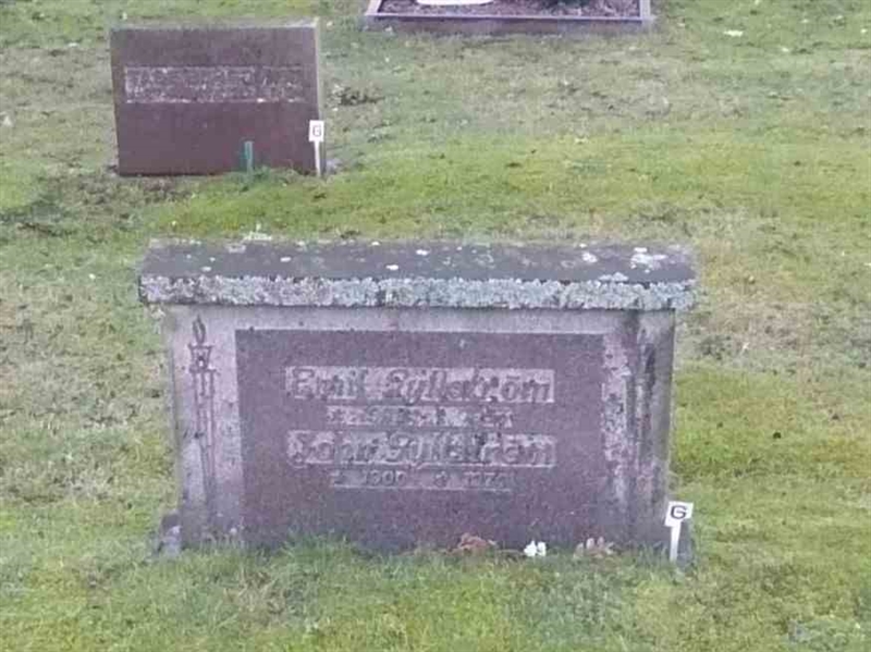 Grave number: 01 N    25, 26