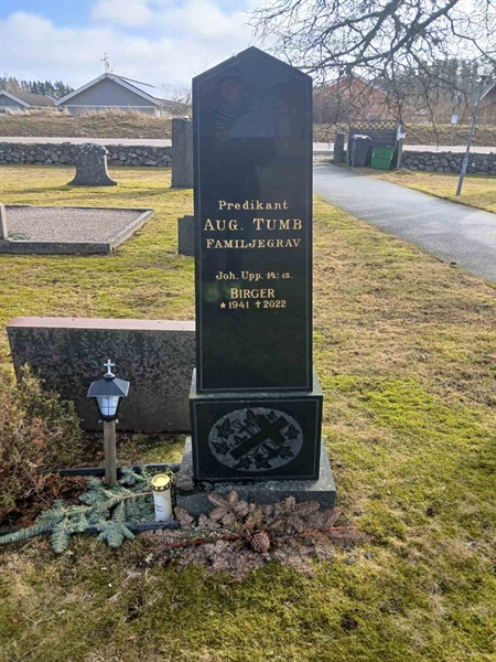 Gravnummer: 2 8  118, 119, 120, 121, 122