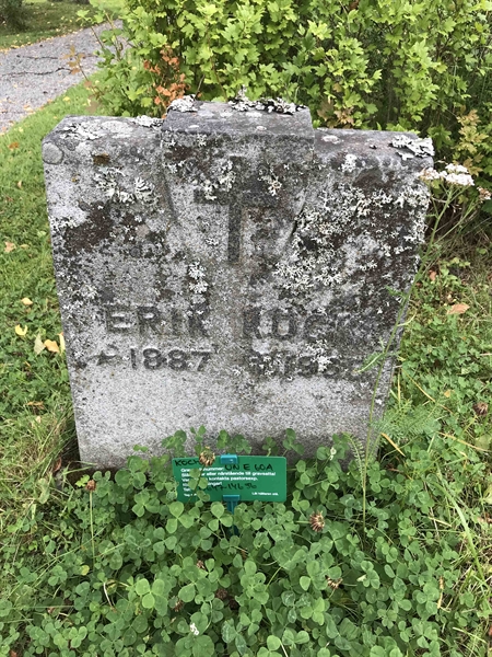 Grave number: UN E    60
