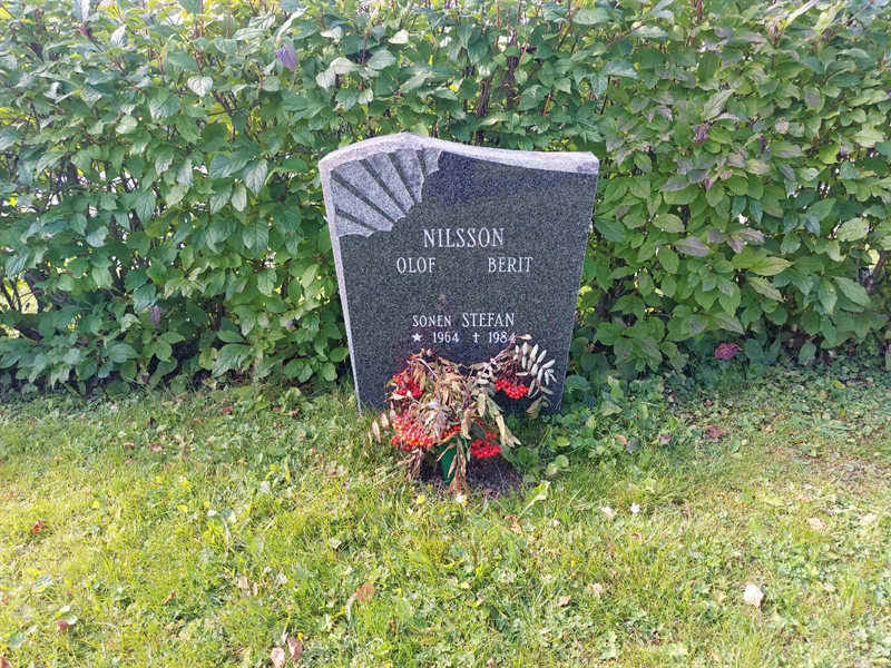 Grave number: K J   179, 180, 181