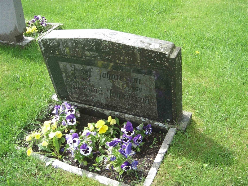 Grave number: 08 D    9