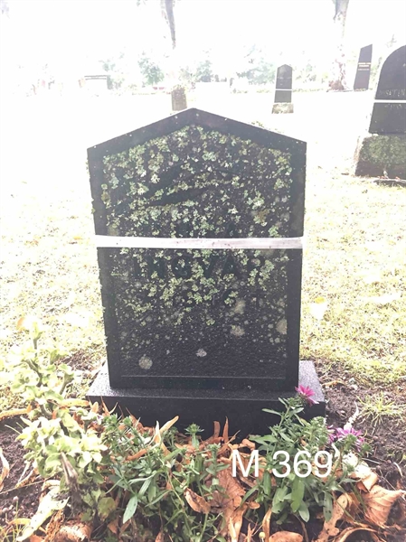 Grave number: AK M   369