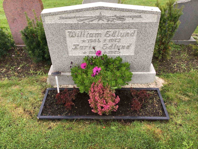 Grave number: 20 F    16-17