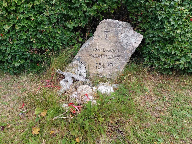 Grave number: K K   216, 217