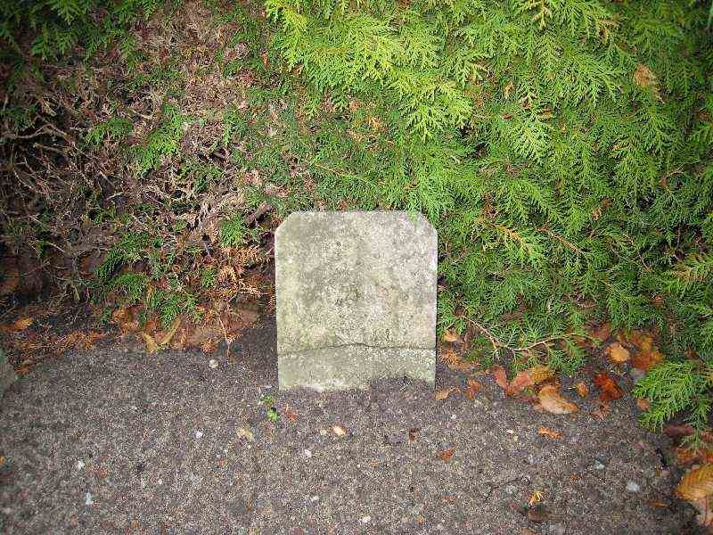 Grave number: VK IV    22