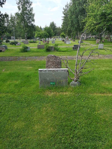 Grave number: NK 04     7