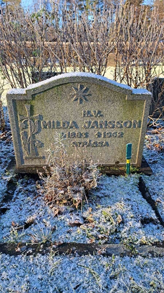 Gravnummer: 6 05    141