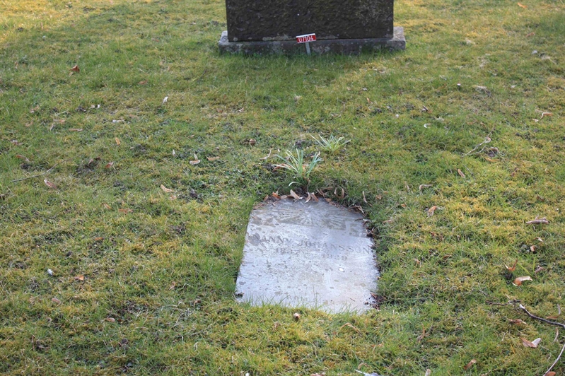 Grave number: Ö 07i   175, 176