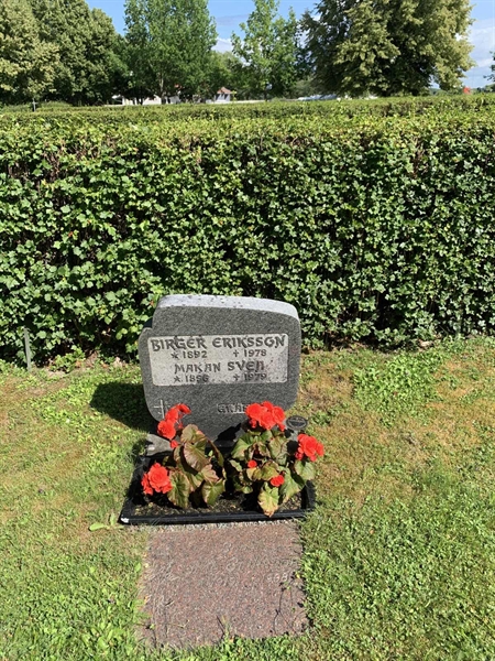Grave number: 1 ÖK   81-82