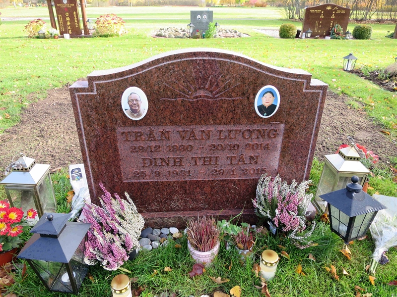 Grave number: HNB VI    12
