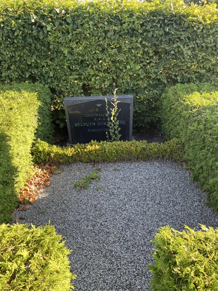 Grave number: NK IX    51