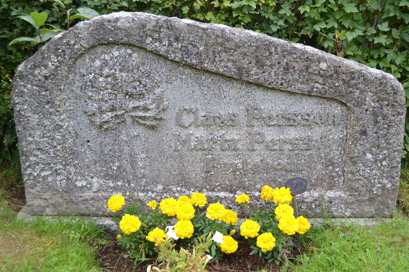 Grave number: 1 J    17A