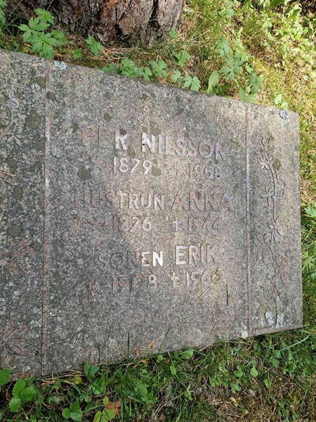 Grave number: 1 KV.4    83