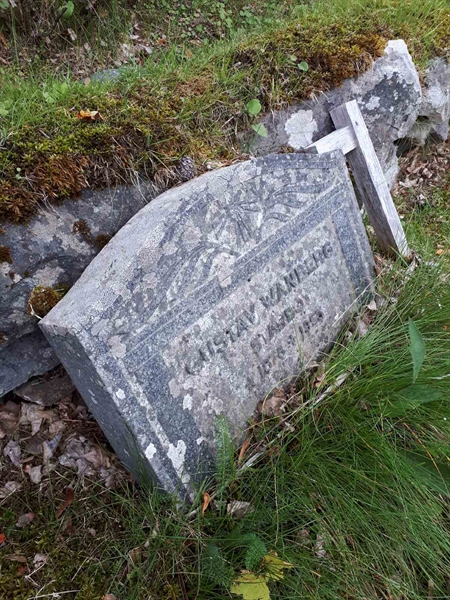 Gravnummer: NK F A    32