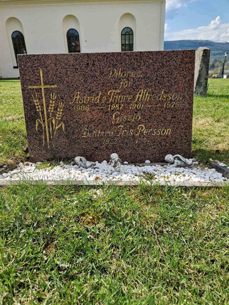 Grave number: 501 05 689-690