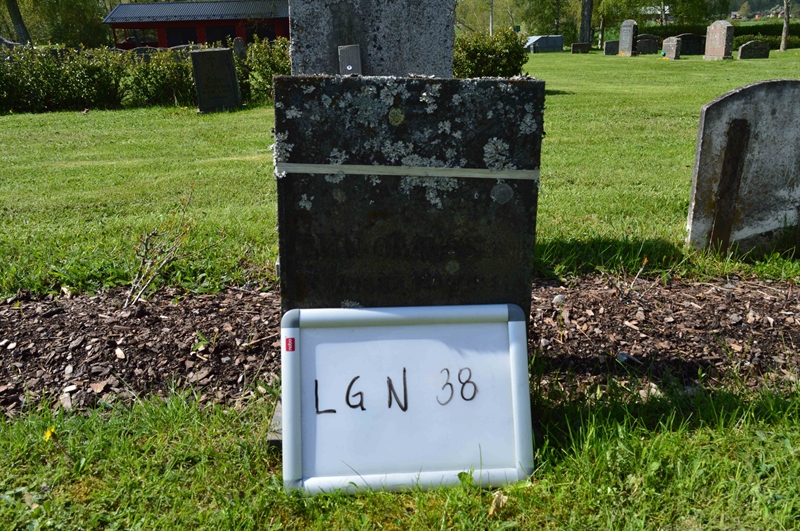 Grave number: LG N    38