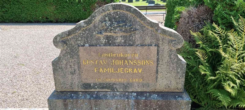 Grave number: LM 3 42  003