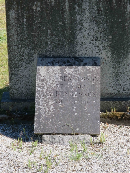 Grave number: HÖB 12   364