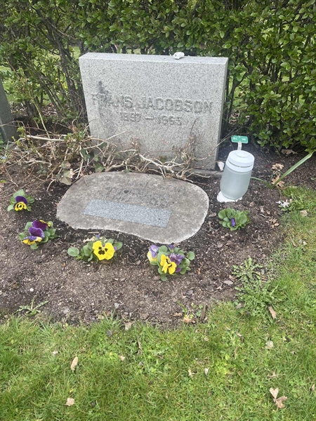 Grave number: 1 3 B1 90