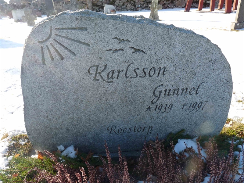 Grave number: SG 3   20