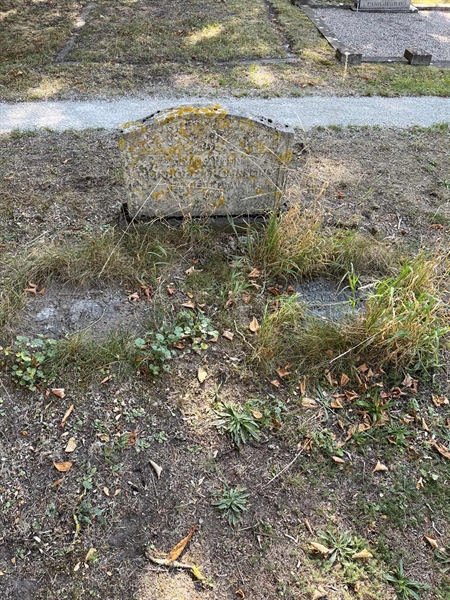 Grave number: Ö 02    11.A-B