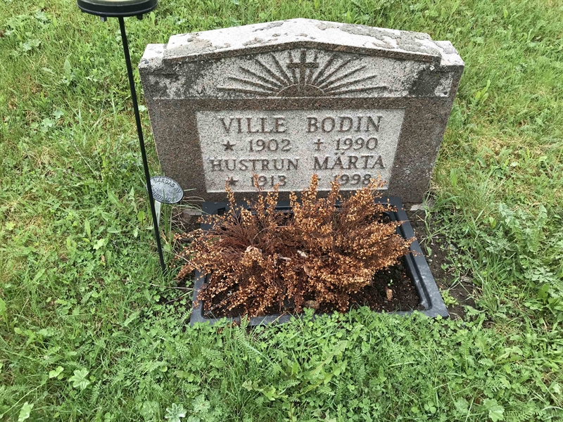 Grave number: UN K    59, 60