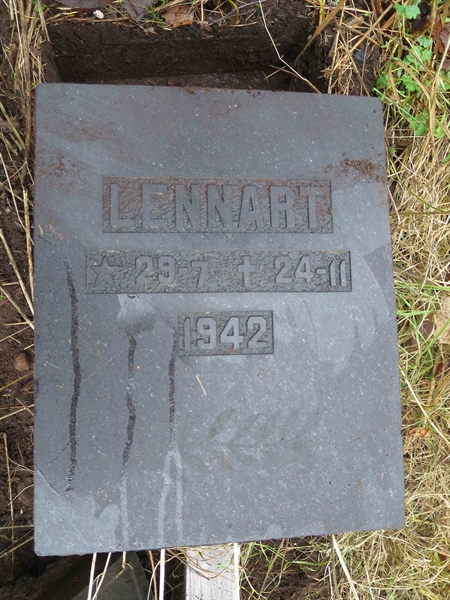 Grave number: HK A   108