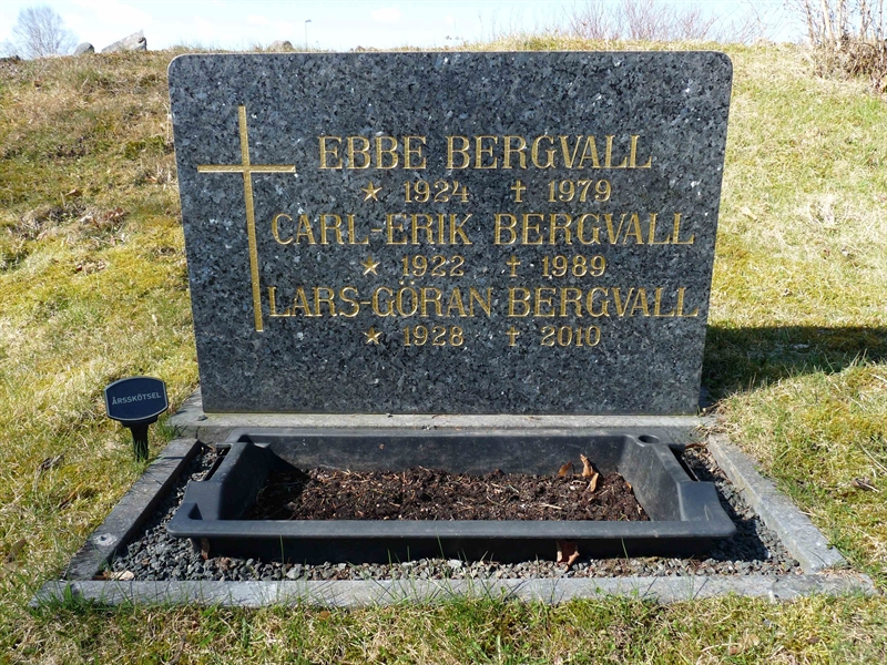 Grave number: LE 4   95