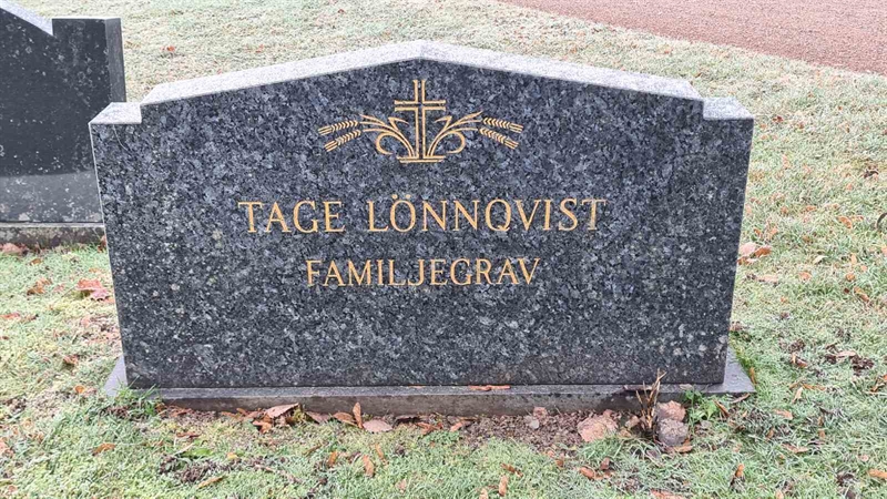 Grave number: M G 14 156-157