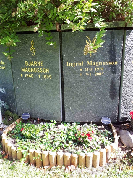 Hautatunnus: GK U 4   350