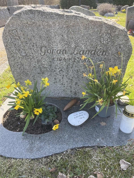 Grave number: GN 002  4047